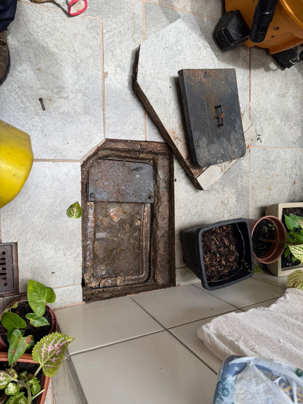 Desentupimento de Pia Industrial em BH